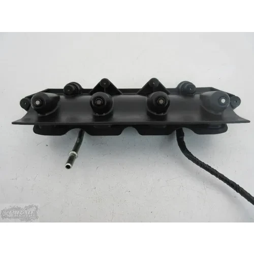 Engine Fuel Priming Rail 2006 Yamaha YZF R6 772A 11