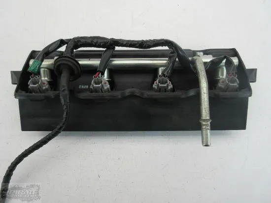 Engine Fuel Priming Rail 2006 Yamaha YZF R6 772A