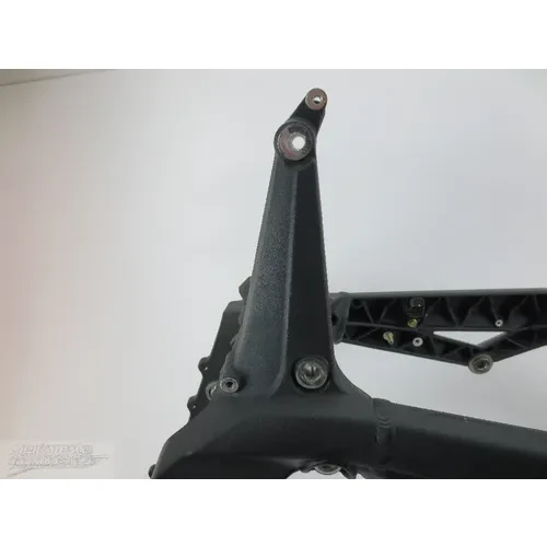 Main Frame Chassis SLVG 2008 Triumph Daytona 675 809 x 9