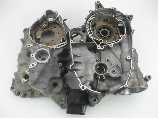 Engine Left Right Center Cases Case 1999 Yamaha Grizzly 600 YFM600FWA 4x4 222