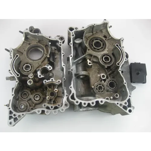 Engine Left Right Center Cases Case 1999 Yamaha Grizzly 600 YFM600FWA 4x4 222 9