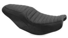 Mustang Black Tuck Roll Tripper Fastback 1 Pc Seat 2