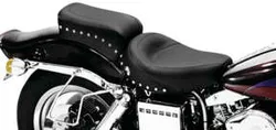 Mustang Black Studded Touring 1pc Seat w Conchos