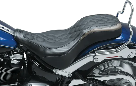 Mustang Black Helix Stitch 2Up DayTripper 1PC Seat