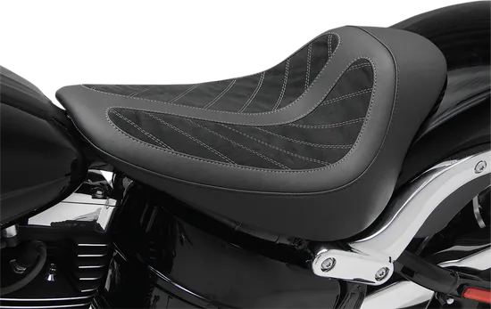 Mustang Kodlin Signature Black Solo Seat