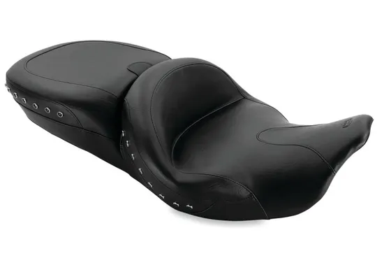 Mustang Black Studded Super Touring Summit Seat