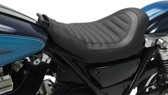Mustang Jody Perewitz Signature Tuck Roll Solo Seat