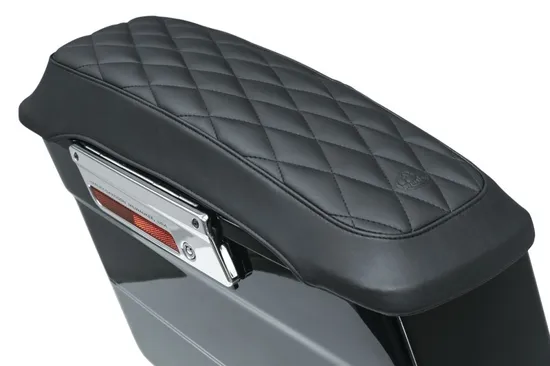 Mustang Diamond Stitch Saddlebag Lid Protector Cover 2