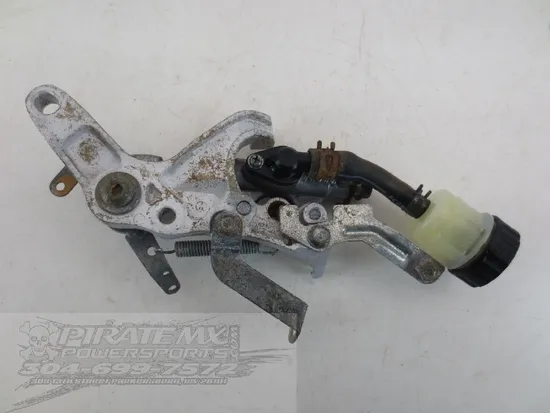 Rear Brake Master Cylinder 2008 Yamaha Grizzly 660 YFM660FGH 4x4 937A