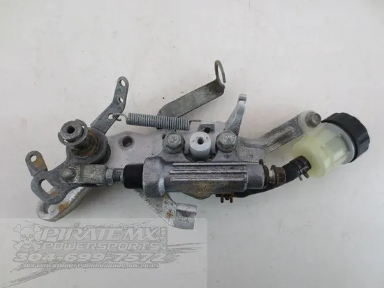 Rear Brake Master Cylinder 2008 Yamaha Grizzly 660 YFM660FGH 4x4 937A