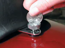 Mustang Chrome 1/4"-20 Quarter Turn Knurled Seat Thumb Screw