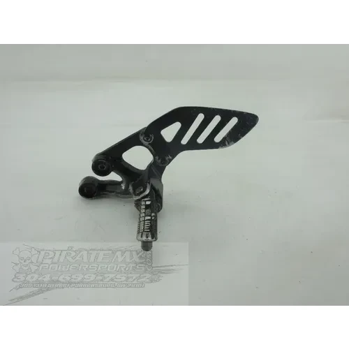 Left Side Rearset Bracket 2007 Suzuki GSXR600 929 x 5