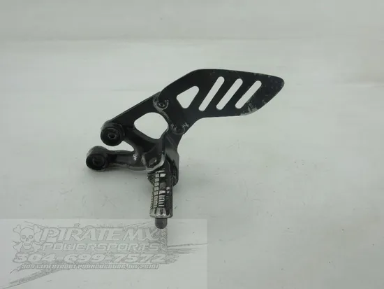 Left Side Rearset Bracket 2007 Suzuki GSXR600 929 x