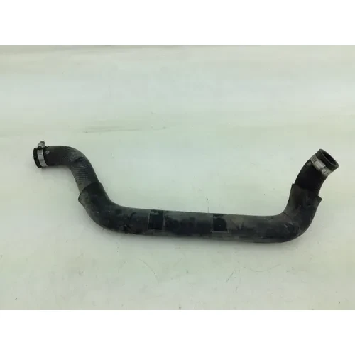 Engine Radiator Cooling Hoses 2005 Suzuki Boulevard C50T 961 3