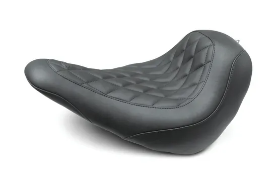Mustang Black Diamond Wide Tripper Front Solo Seat