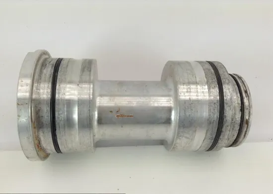 Rear Wheel Axle Bearing Carrier 2005 Yamaha YFZ450SE Special Edition 1068A PARTS