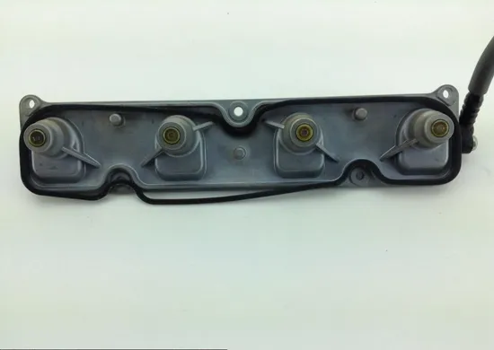 Engine Fuel Priming Rail 2006 Kawasaki Ninja ZX6R ZX636D 1033