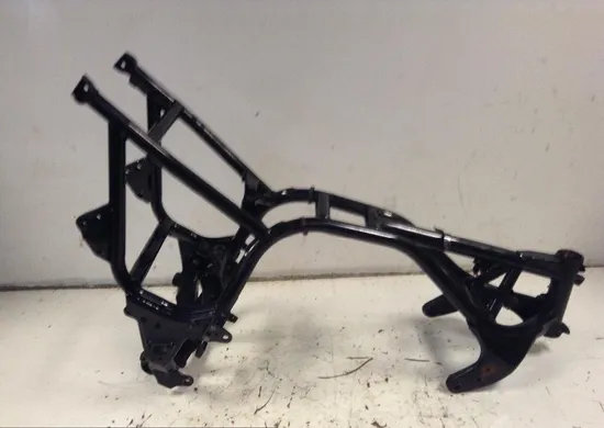 Main Frame Chassis EZ 1999 Kawasaki Concours 1000 ZG1000A 1060