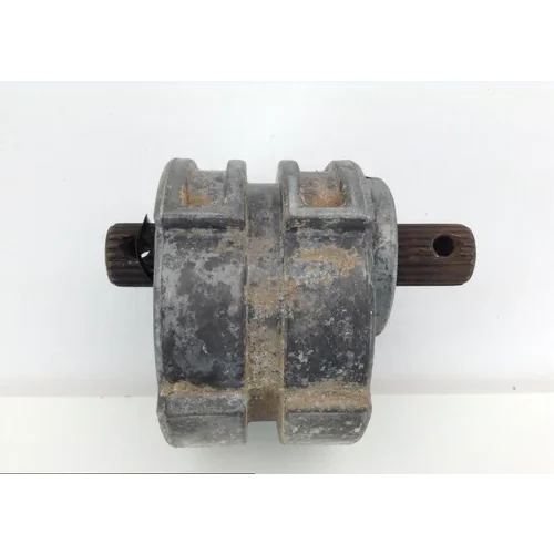 Front Chain Tennsioner Carrier 1998 Polaris Xplorer 400L 1077A 5