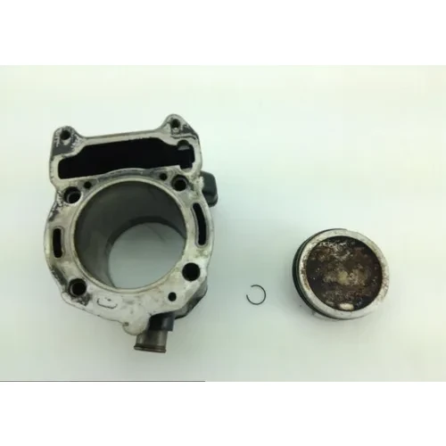 Piaggio MP3 250 IE Engine Cylinder Jug with Piston 2009 3