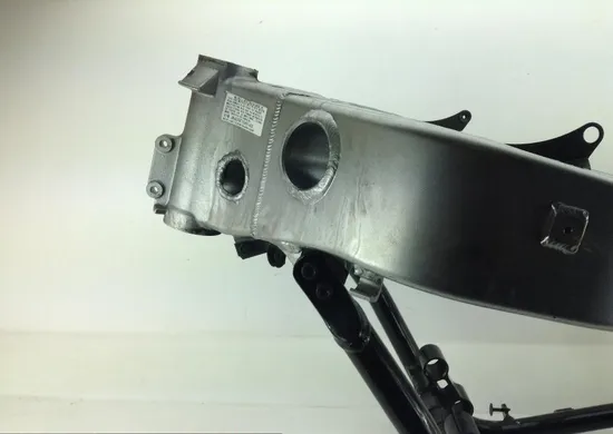 Main Frame Chassis EZ 2003 Kawasaki ZZR1200 1082 x
