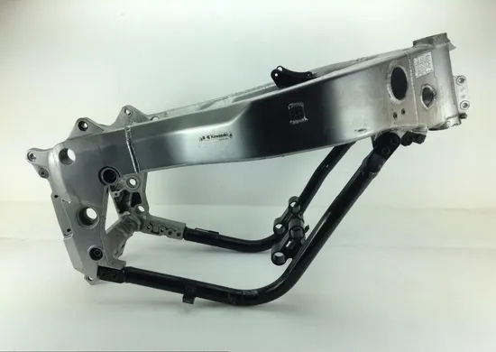 Main Frame Chassis EZ 2003 Kawasaki ZZR1200 1082 x