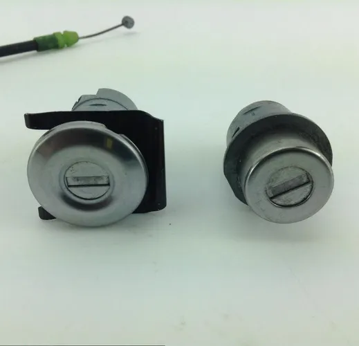 Honda Goldwing GL1800 Lockset Ignition Trunk Tank Gas Cap Key Gold Wing 03