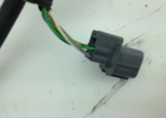 Honda Goldwing GL1800 Fuel Injector Rail Gold Wing GL 1800 03