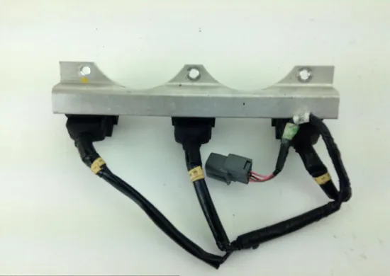 Honda Goldwing GL1800 Fuel Injector Rail Gold Wing GL 1800 03