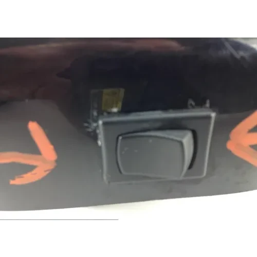 Right Side Cover 2000 Kawasaki Vulcan 1500 VN1500E Classic 1088 x 9