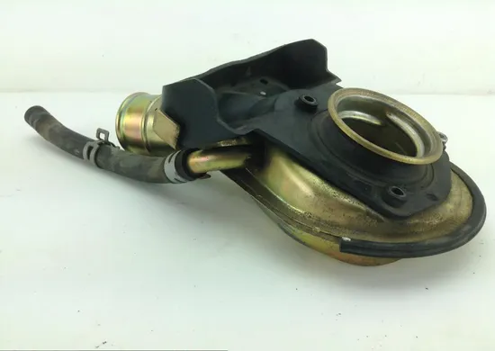 Fuel Tank Inlet Spout 2002 Suzuki Intruder 1500 VL1500 1123