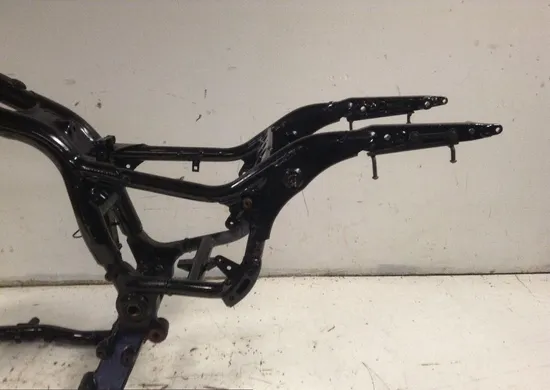 Main Frame Chassis EZ 2003 Kawasaki Vulcan 1500 VN1500L Nomad FI 1137