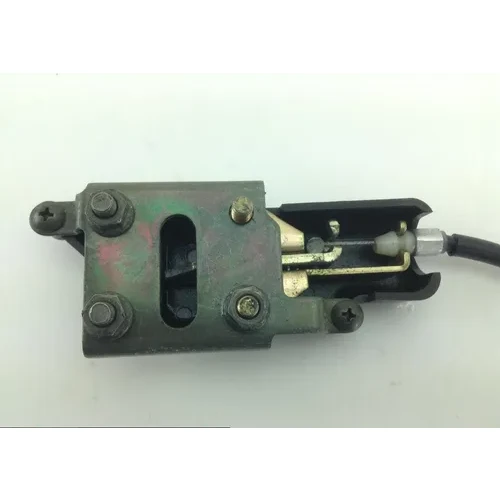 Rear Seat Trunk Latch 2001 Yamaha YZF R1 1131A 7