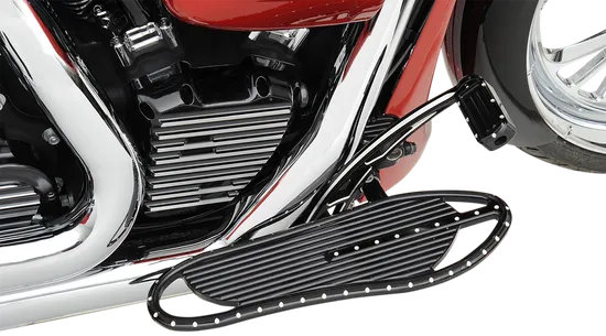 Covington Driver Floorboards Pair Dimpled Gloss Black