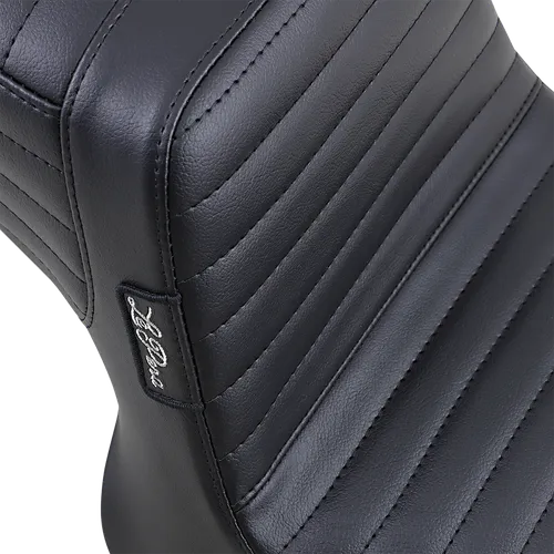 Le Pera Black Pleated Tailwhip 2up Seat 2