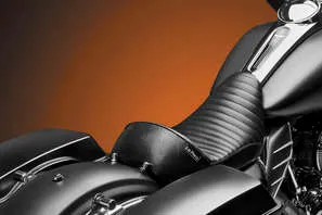 Le Pera Black Pleated Stubs Cafe Solo Seat