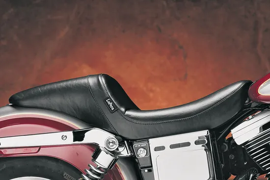 Le Pera Black Smooth Daytona Sport Seat
