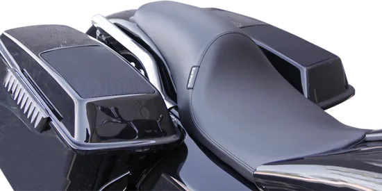 Le Pera Black Silhouette Full Seat for Stretched Tank