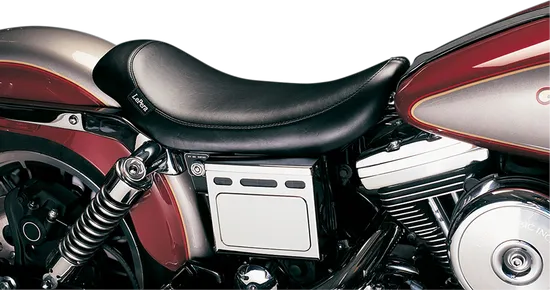 Le Pera Black Smooth Silhouette Solo Seat