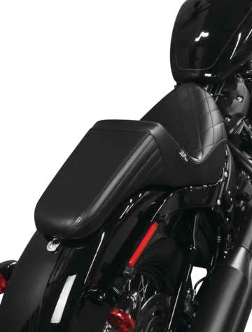 Le Pera Black Diamond Kickflip Solo Seat