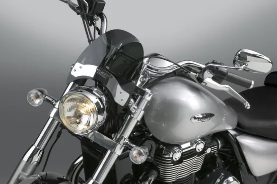 National Cycle Flyscreen Windshield Windscreen Dark Tint Chrome Hardware 9in.