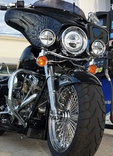 UC Under Regulator Mount Engine Oil Cooler Kit Gloss Black