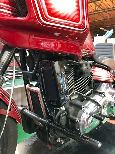 UC Frame Tube Mount Engine Oil Cooler Kit Gloss Black