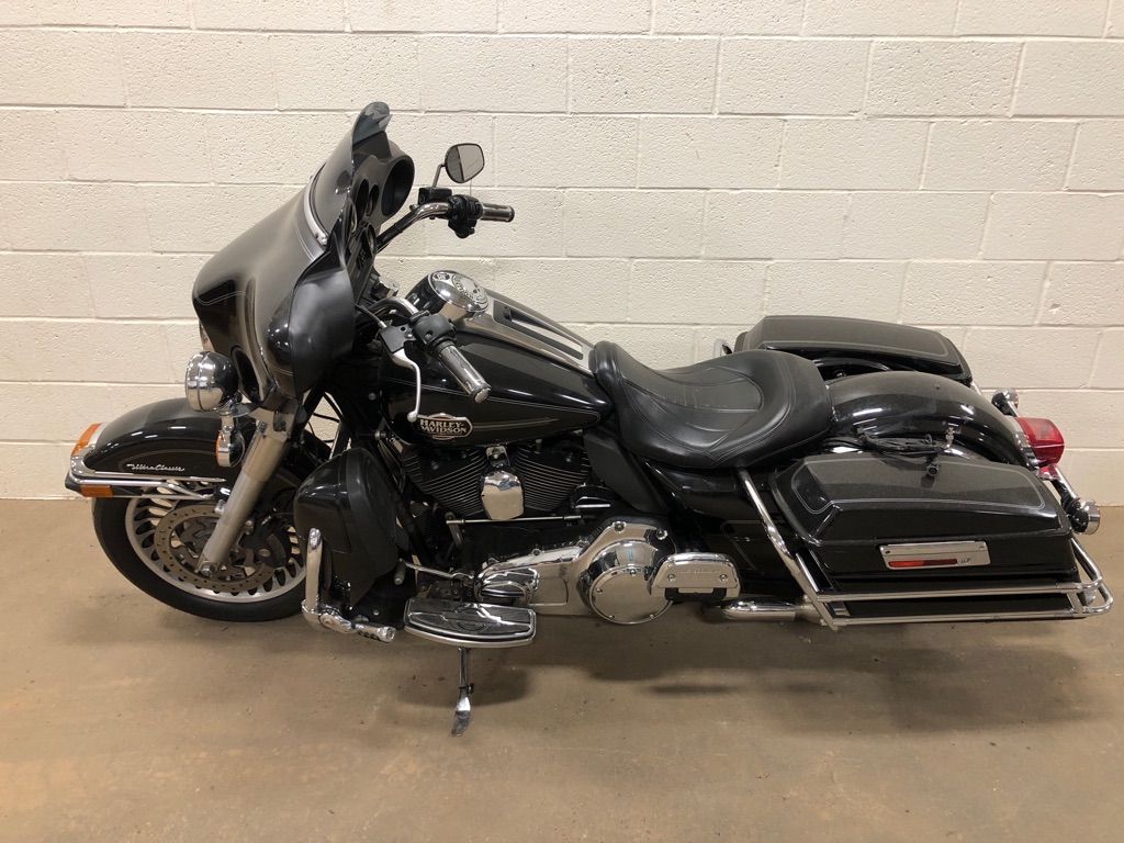 2010 Harley Davidson Electra Glide Ultra Classic Used Parts, Stock #3418